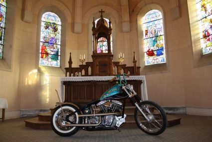 odissey-motorcycle-el-padre-jesus-kos-thor-custom-aerographie (12)